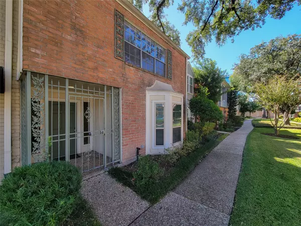 Houston, TX 77042,1551 W Sam Houston Pkwy S