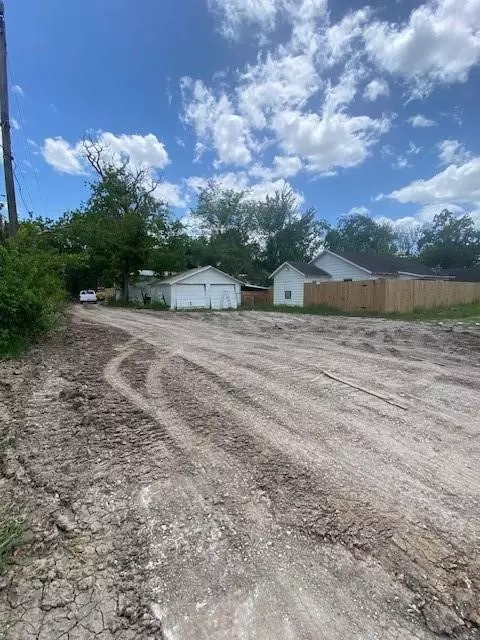 Houston, TX 77037,712 Hill RD