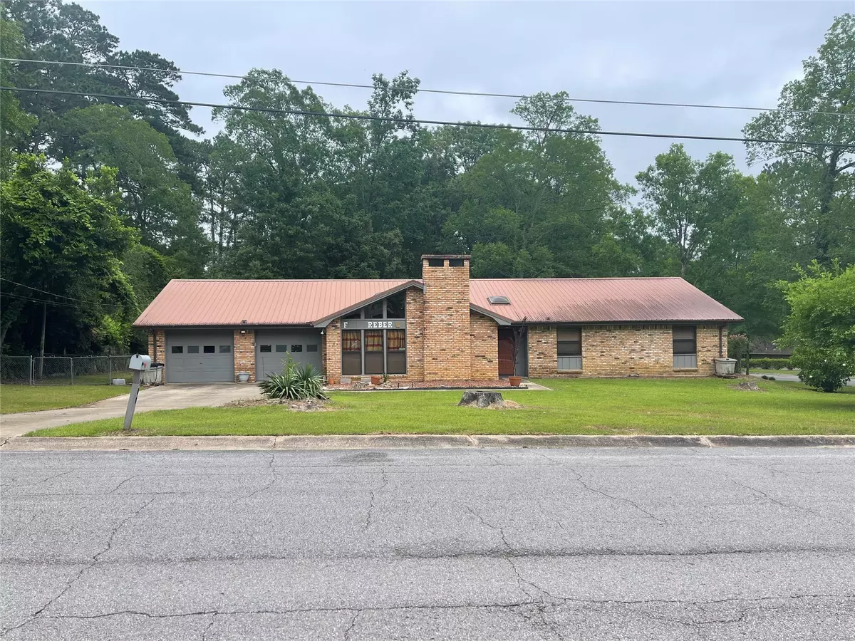 Woodville, TX 75979,900 N Beech ST