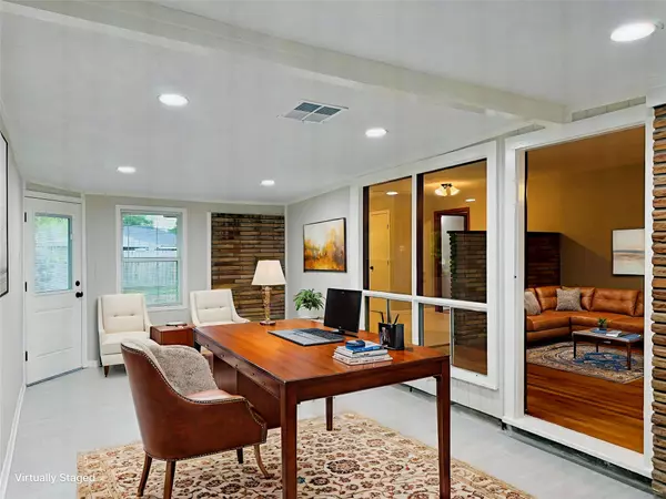 815 Creager St,  Houston,  TX 77034