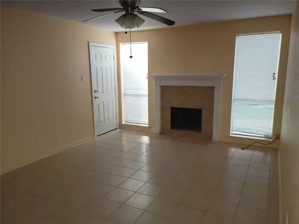 Houston, TX 77036,10211 Sugar Branch DR #485