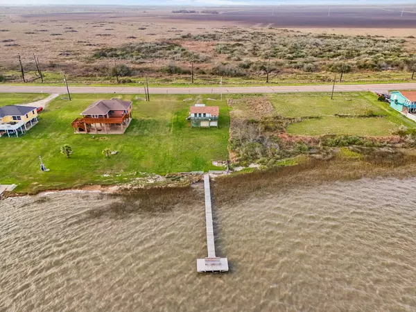 Palacios, TX 77465,5289 State Highway 35 S