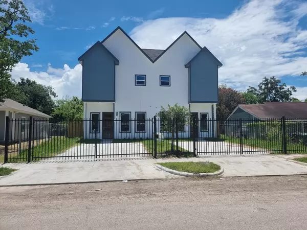 Houston, TX 77033,8449 Jutland RD #A/B