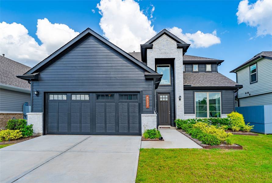 8327 Threadfin WAY, Fulshear, TX 77441