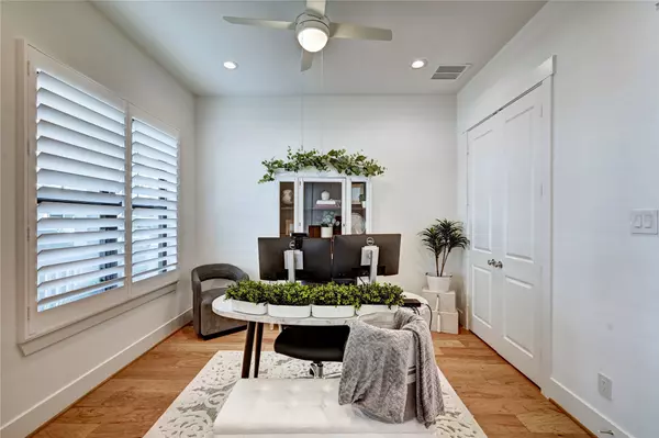 Houston, TX 77008,3509 Huntsford DR