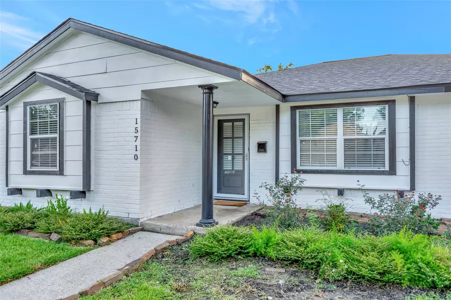 15710 Sea Lark RD, Houston, TX 77062