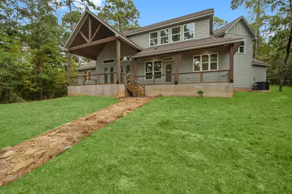 40 S Lakeview DR,  Point Blank,  TX 77364