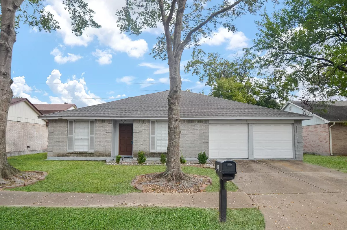 Houston, TX 77065,13602 Piney Oaks DR