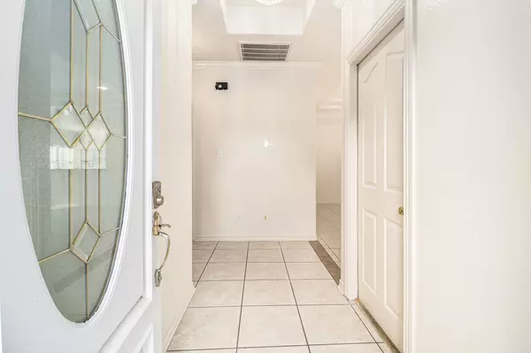 Houston, TX 77075,8318 Winthrop ST