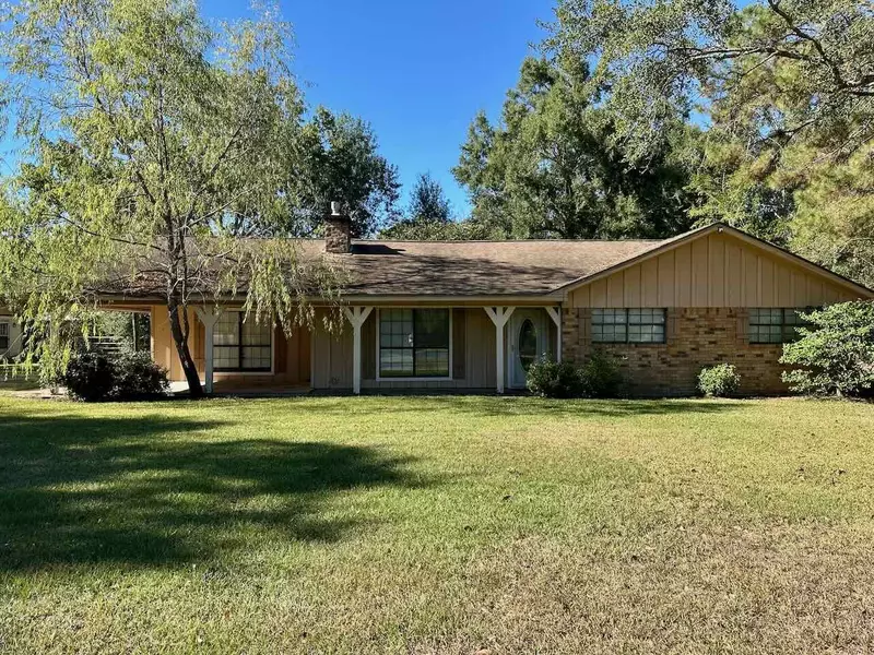 42672 US Highway 96 S, Buna, TX 77612