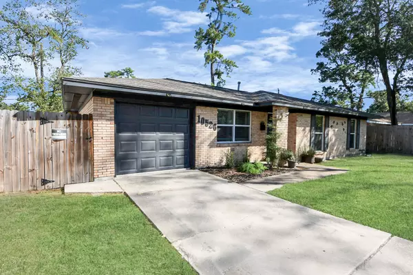 Houston, TX 77016,10526 Hollyglen DR