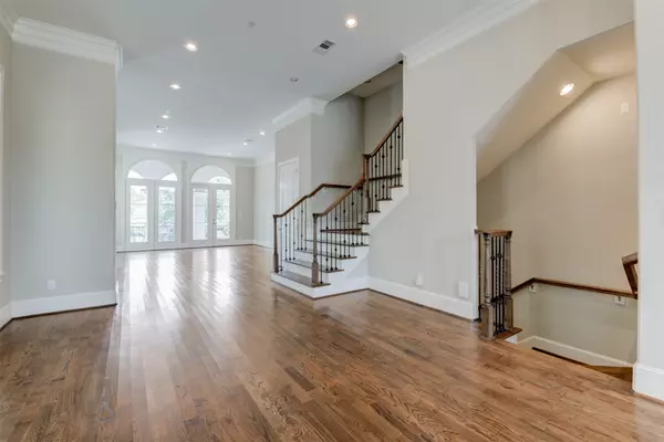 Houston, TX 77030,6706 Morningside DR