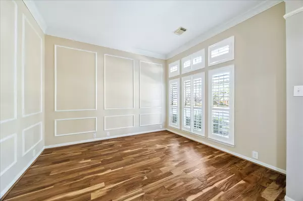 Houston, TX 77059,13902 Inland Spring CT