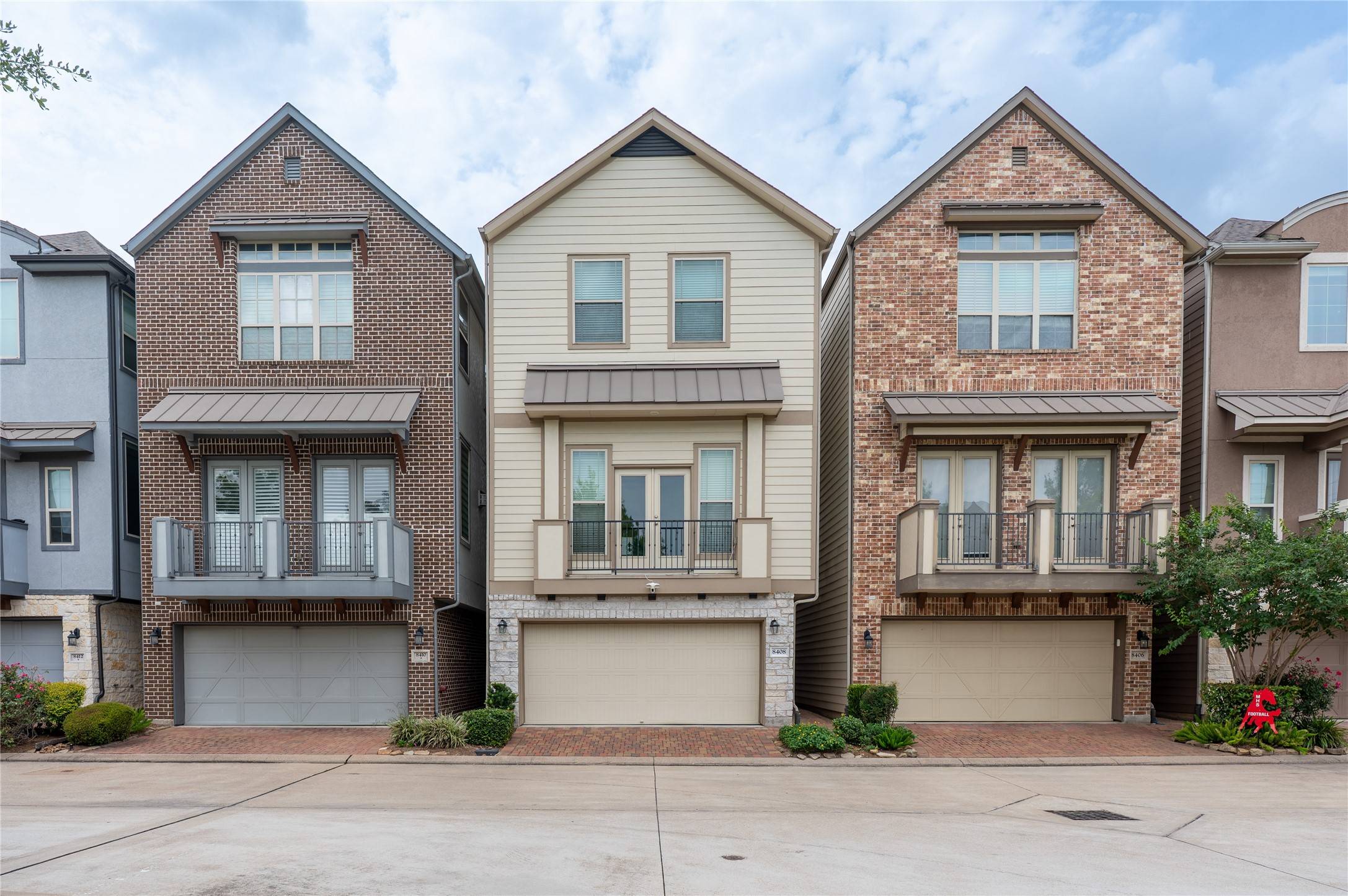 8408 Oak Leaf Point DR, Houston, TX 77055