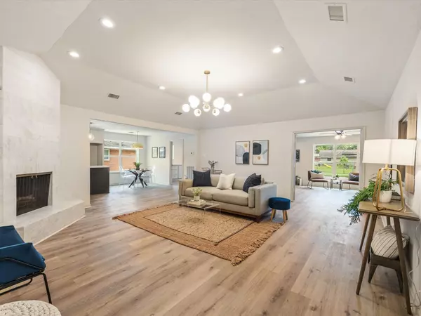 Sugar Land, TX 77478,531 Alcorn ST