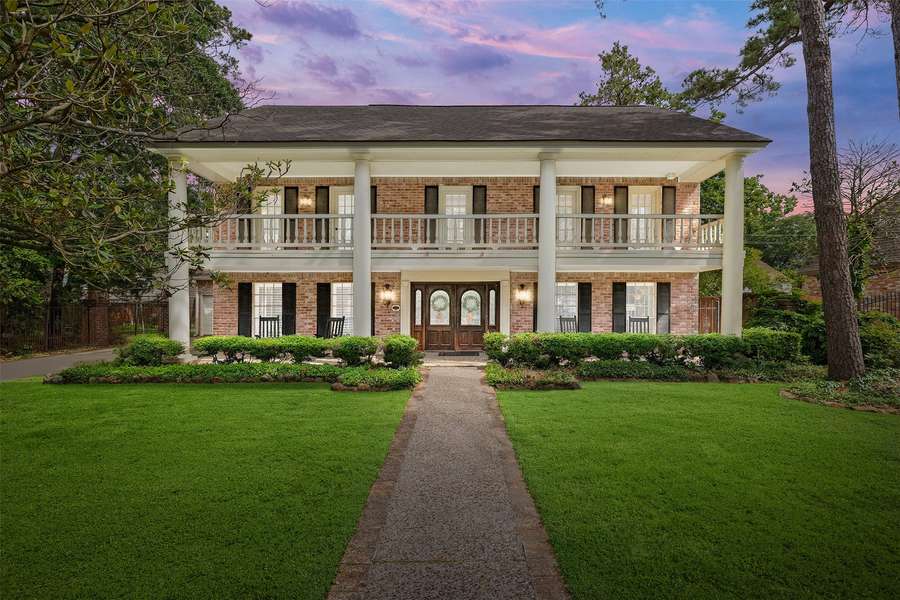 5606 Foresthaven DR, Houston, TX 77066
