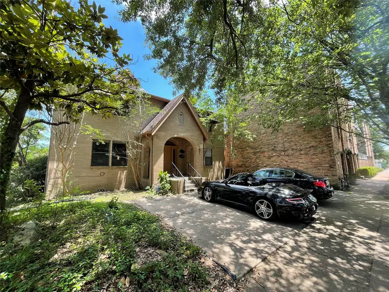 1901 Brun ST #A, Houston, TX 77019