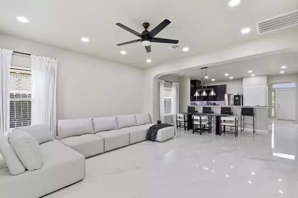 Texas City, TX 77591,8701 Explorer DR