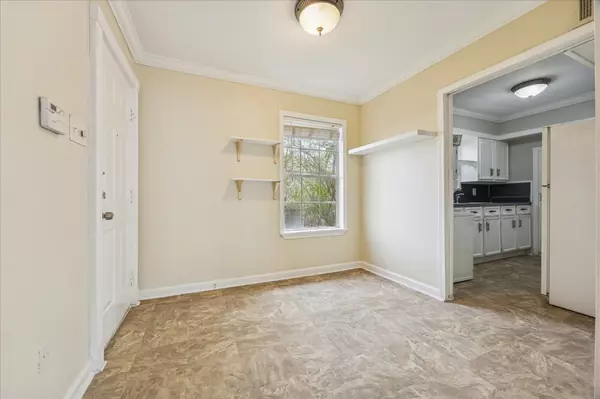 Houston, TX 77008,218 W 15th ST #D