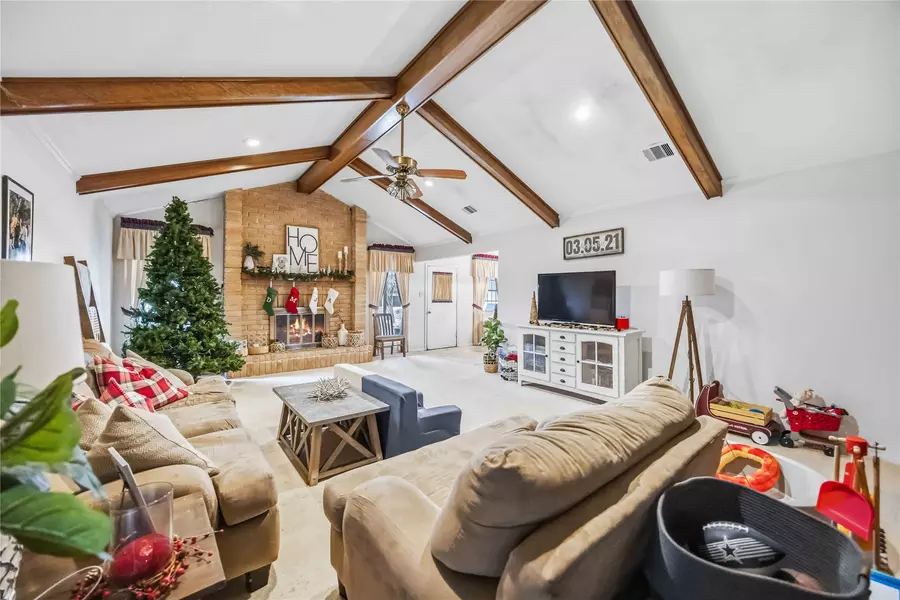 4113 County Road 424, Alvin, TX 77511