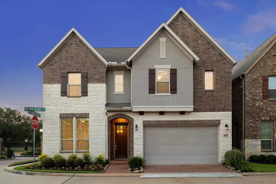 18326 Marks Edge DR, Houston, TX 77094