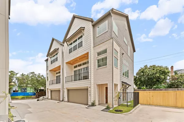 2916 Michaux ST, Houston, TX 77009