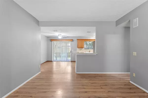 The Woodlands, TX 77381,7 Rockridge CT