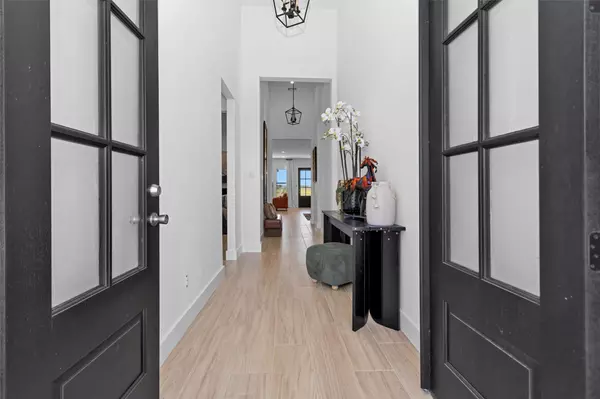 Cleveland, TX 77327,825 Road 5501