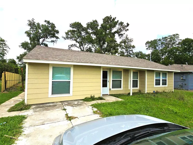 9121 Lazydale LN, Houston, TX 77078