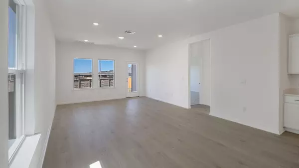 Angleton, TX 77515,338 Amy ST