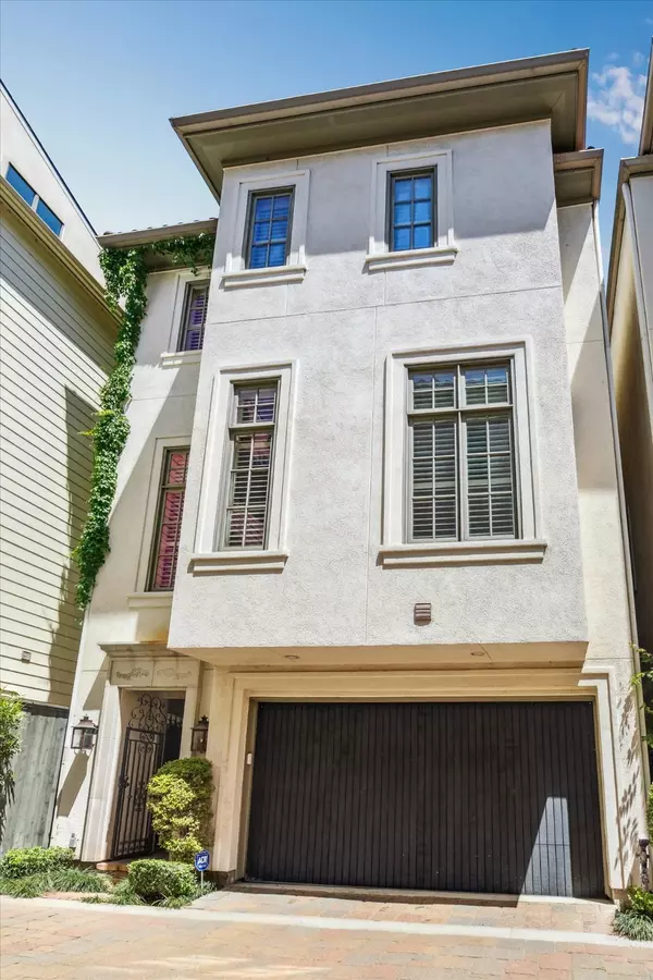 4812 Austin ST, Houston, TX 77004