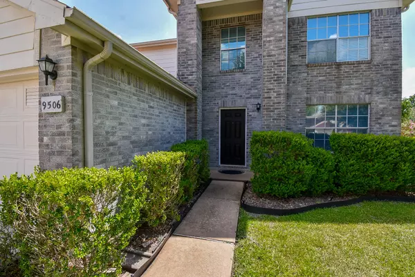 Houston, TX 77083,9506 Tree Sparrow LN