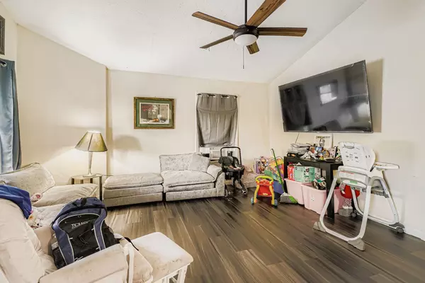 Houston, TX 77022,726 Mcdaniel ST