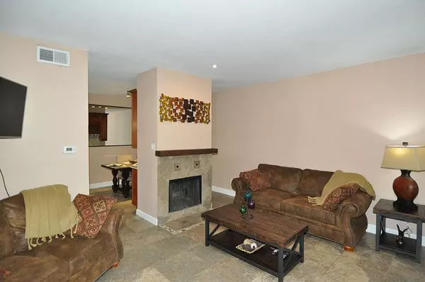 Houston, TX 77024,11711 Memorial Drive DR #335