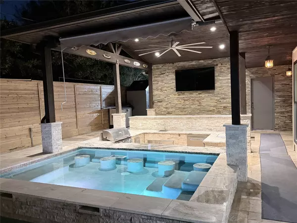 8006 Northbridge CIR, Spring, TX 77379