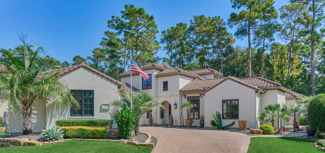 2 Libretto CT, The Woodlands, TX 77382