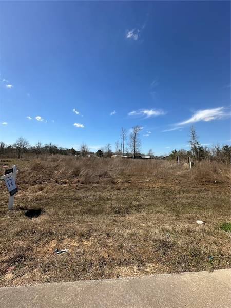 615 Road 5202, Cleveland, TX 77327