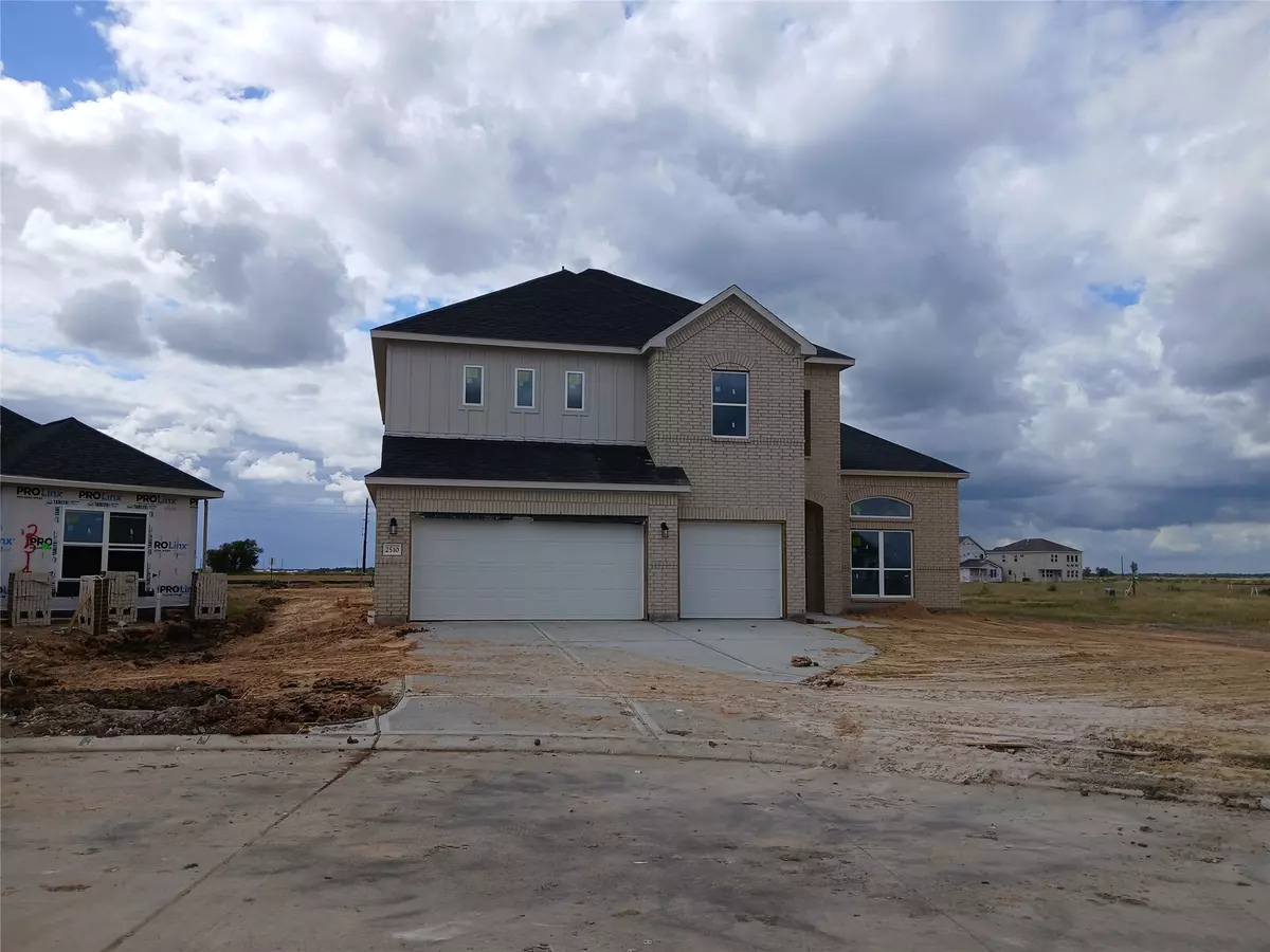 Iowa Colony, TX 77583,2510 Shallow Lake LN