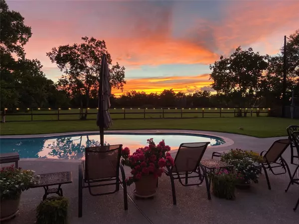 La Porte, TX 77571,2018 Laura LN