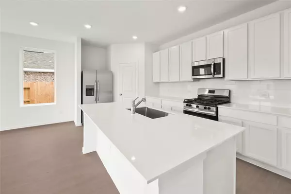 Baytown, TX 77521,9302 Long Fin DR