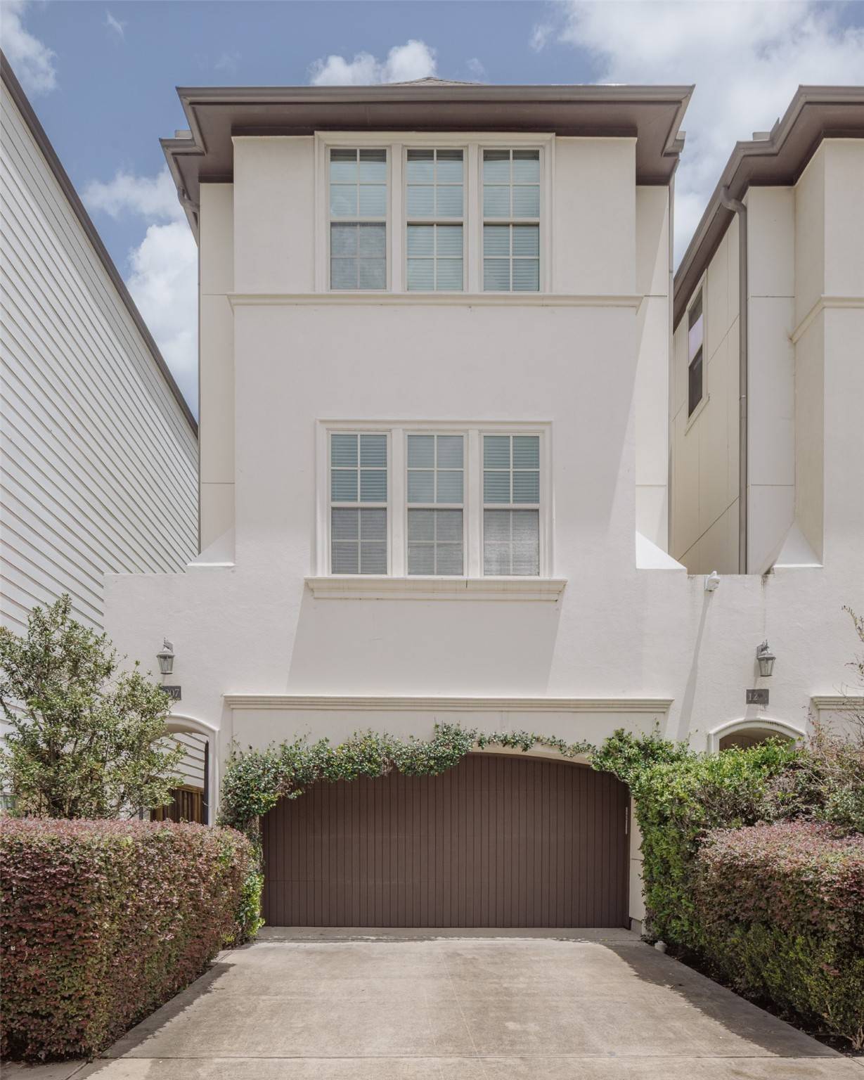 1207 W 25th ST, Houston, TX 77008