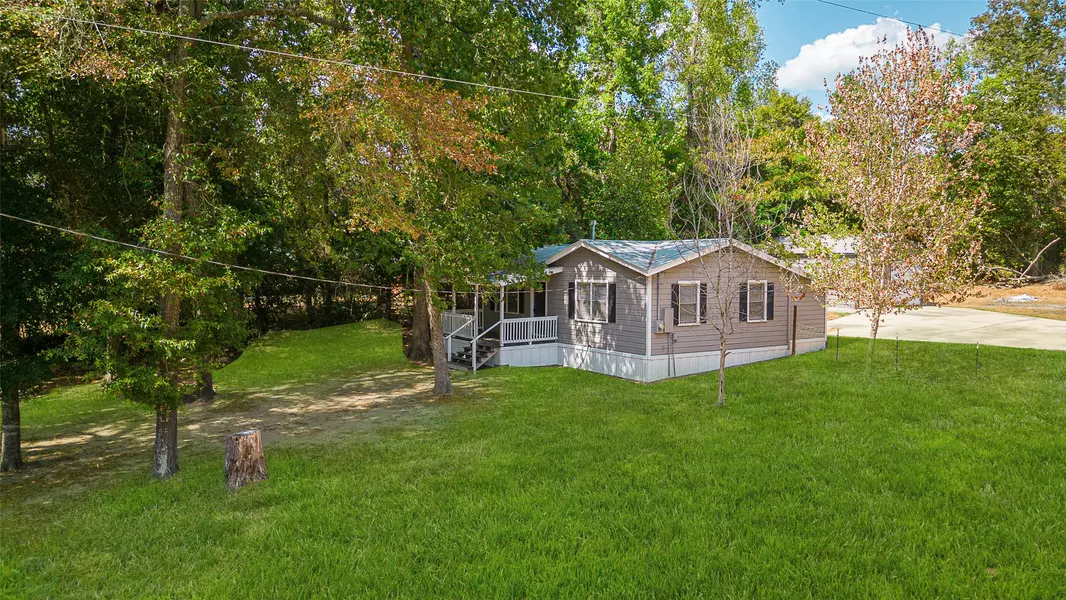 15157 McRae LK, Conroe, TX 77303