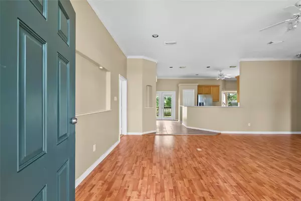 Anahuac, TX 77514,590 Fm 562