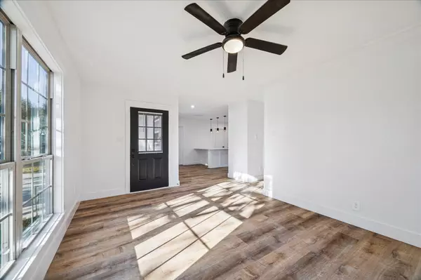 Houston, TX 77017,306 Ogilvie ST