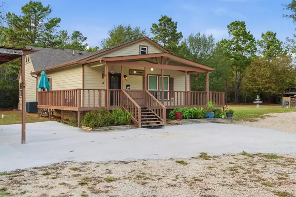 Huntsville, TX 77320,1555 Fm 247 RD