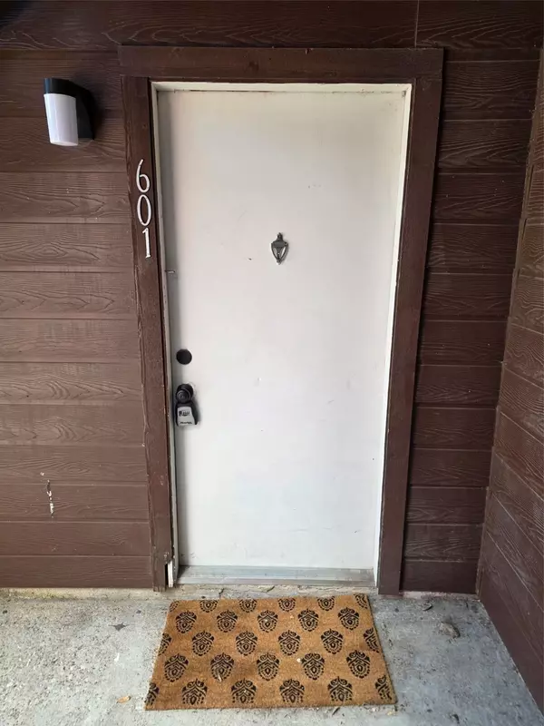 Houston, TX 77015,12905 Woodforest BLVD #601