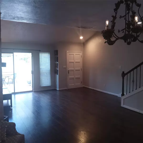 Houston, TX 77079,726 Country Place DR #C