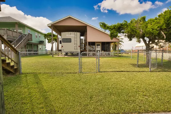 Sargent, TX 77414,867 County Road 299