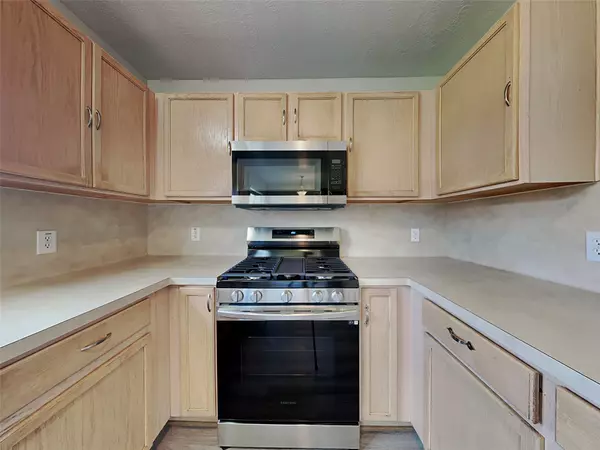 Houston, TX 77085,5818 Greenpark Manor LN