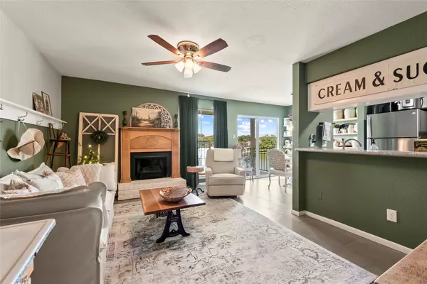 18511 Egret Bay BLVD #108, Webster, TX 77058